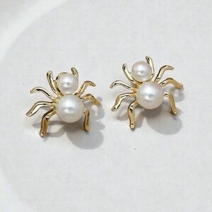 Gold Spider Pearl Earrings – Statement Halloween Jewelry, Gothic Cute Studs